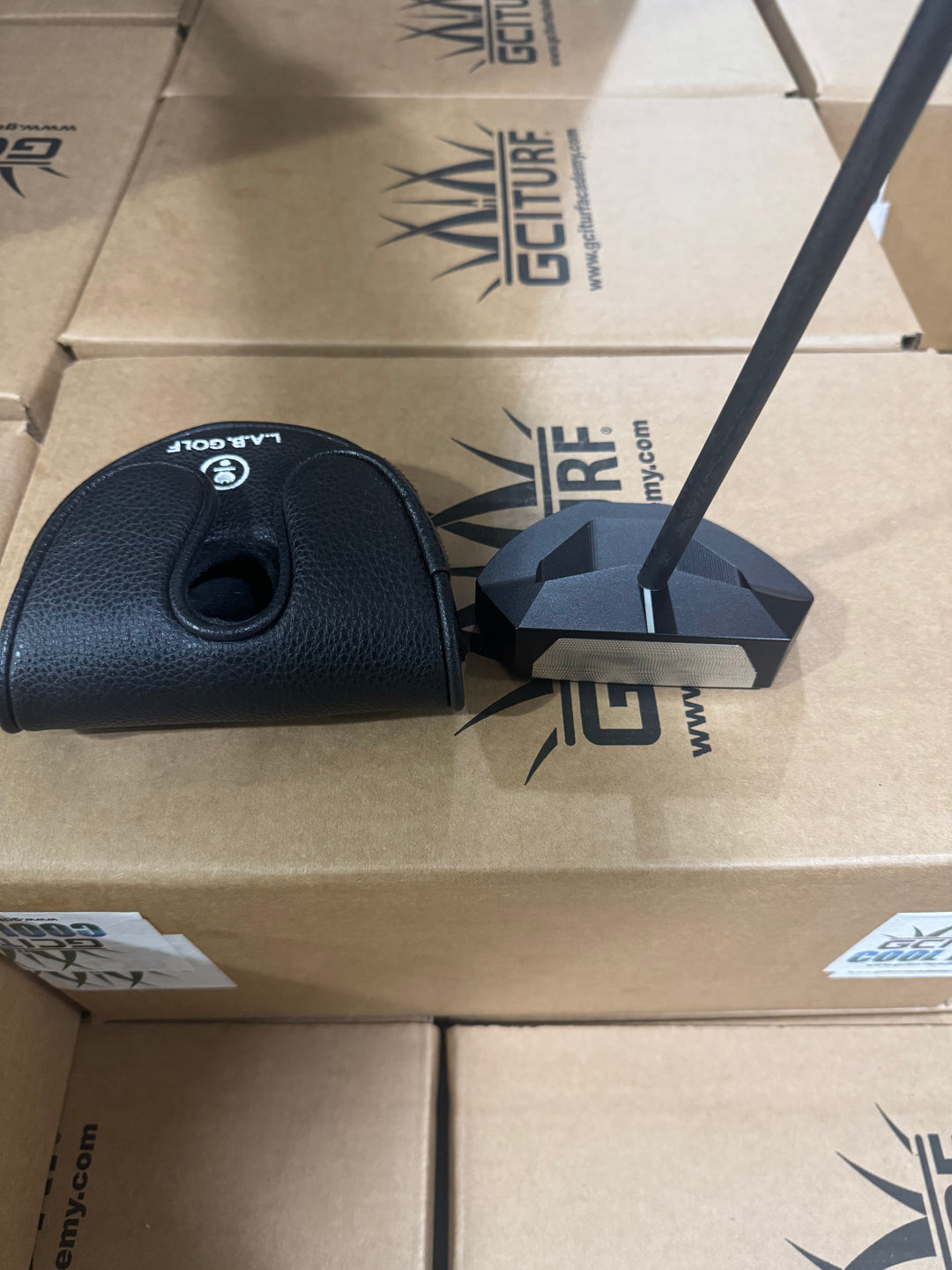 特注TPTシャフトL.A.B. GOLF OZ.1i ラブパター　33インチ L.A.B GOLF Oz.1i Putter Sweeper TPT Shaft – GCI Turf Academy